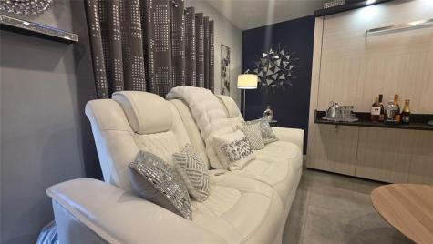 15610 NE 6th Avenue Miami FL 33162