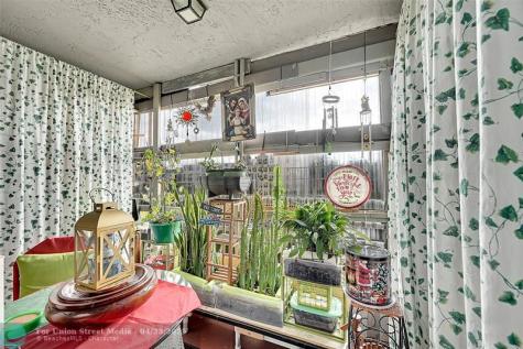 10442 Sunrise Lakes Boulevard Sunrise FL 33322