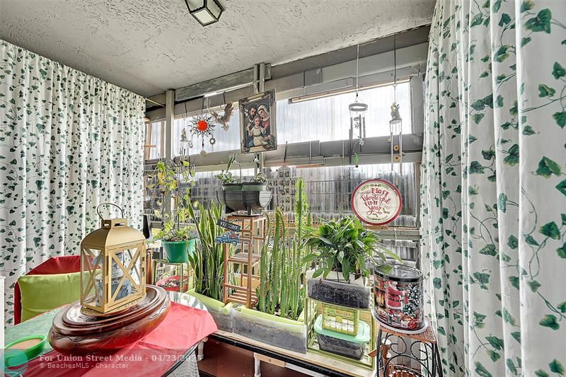 10442 Sunrise Lakes Boulevard Sunrise FL 33322