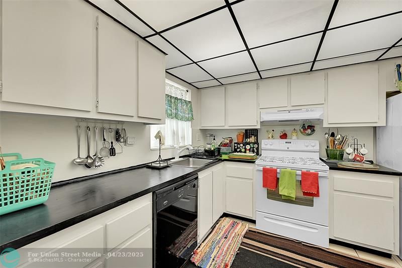 10442 Sunrise Lakes Boulevard Sunrise FL 33322