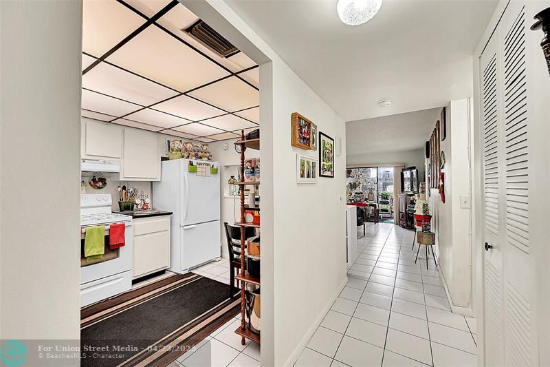 10442 Sunrise Lakes Boulevard Sunrise FL 33322