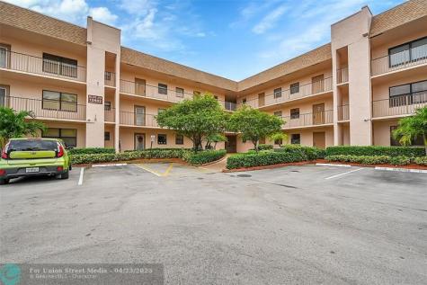 10442 Sunrise Lakes Boulevard Sunrise FL 33322