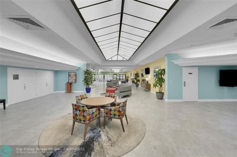 10442 Sunrise Lakes Boulevard Sunrise FL 33322