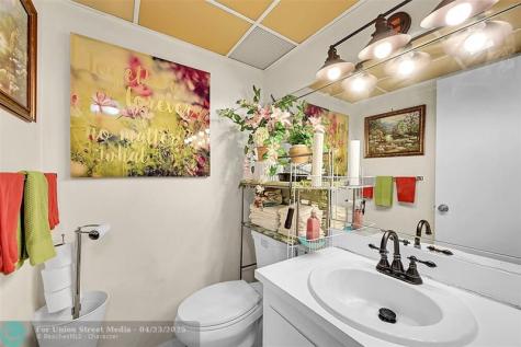 10442 Sunrise Lakes Boulevard Sunrise FL 33322