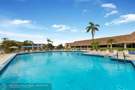 10442 Sunrise Lakes Boulevard Sunrise FL 33322