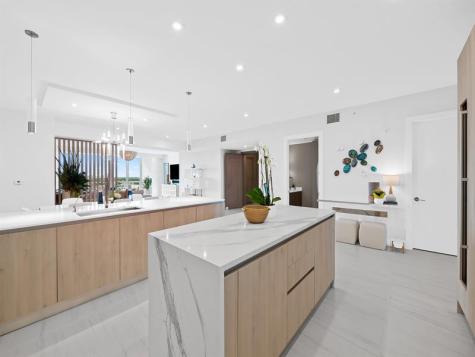 321 N Birch Road Fort Lauderdale FL 33304