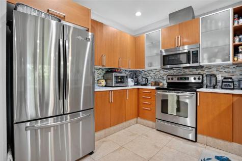 822 NE 19th Avenue Fort Lauderdale FL 33304