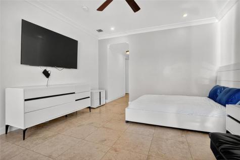 822 NE 19th Avenue Fort Lauderdale FL 33304