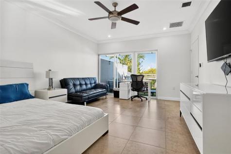 822 NE 19th Avenue Fort Lauderdale FL 33304