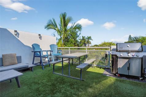 822 NE 19th Avenue Fort Lauderdale FL 33304