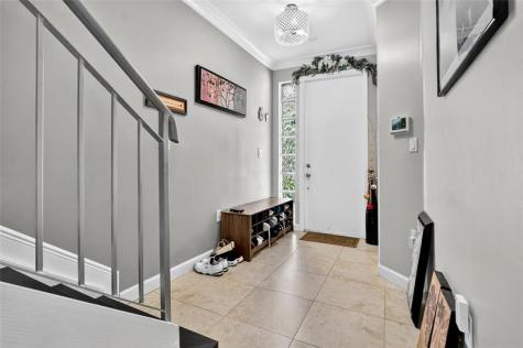 822 NE 19th Avenue Fort Lauderdale FL 33304