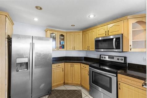 3301 Spanish Moss Terrace Lauderhill FL 33319