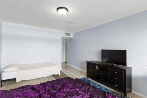 3301 Spanish Moss Terrace Lauderhill FL 33319