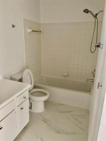 3320 Pinewalk Drive Margate FL 33063