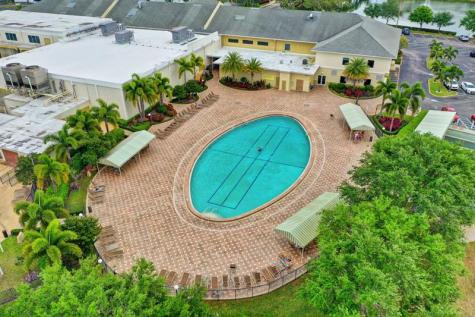 267 Wellington J West Palm Beach FL 33417