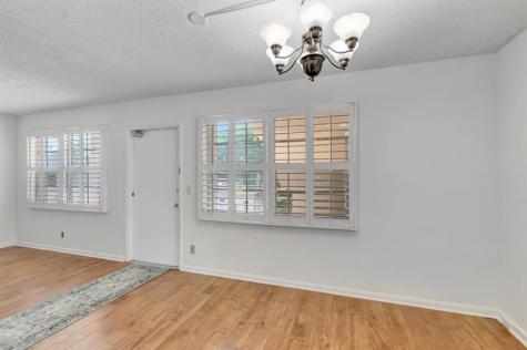267 Wellington J West Palm Beach FL 33417
