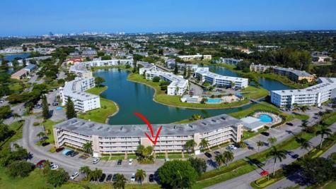 267 Wellington J West Palm Beach FL 33417