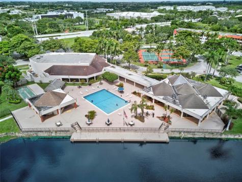 2951 E Sunrise Lakes Drive Sunrise FL 33322
