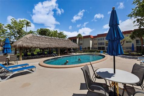 2951 E Sunrise Lakes Drive Sunrise FL 33322