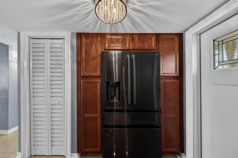 2951 E Sunrise Lakes Drive Sunrise FL 33322