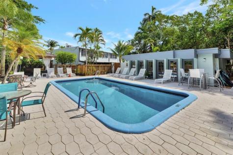 2017 N Dixie Highway Wilton Manors FL 33305