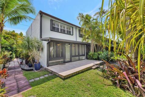 2017 N Dixie Highway Wilton Manors FL 33305