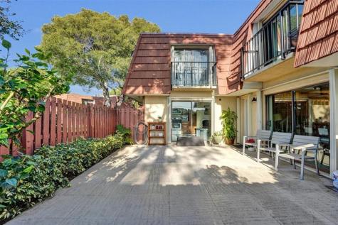 1525 Augusta Circle Delray Beach FL 33445