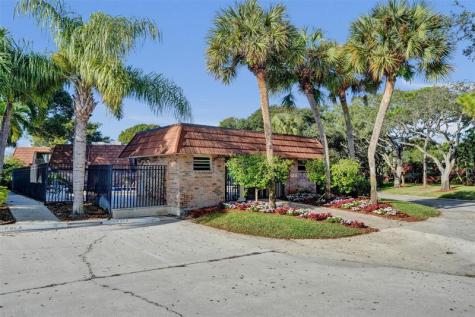 1525 Augusta Circle Delray Beach FL 33445