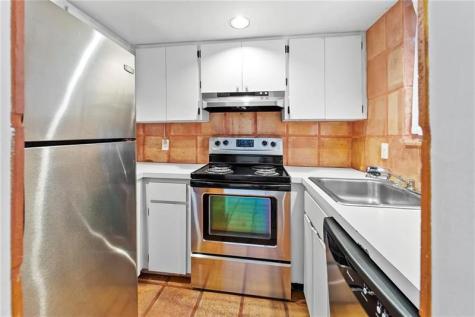 2924 Day Avenue Miami FL 33133