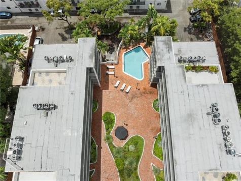 2924 Day Avenue Miami FL 33133