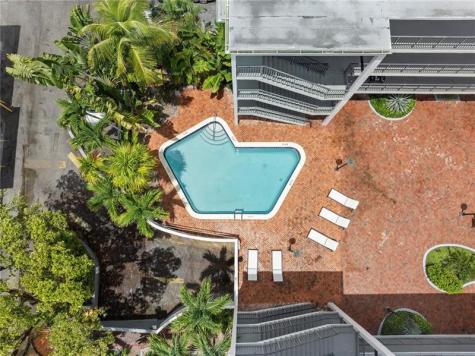 2924 Day Avenue Miami FL 33133
