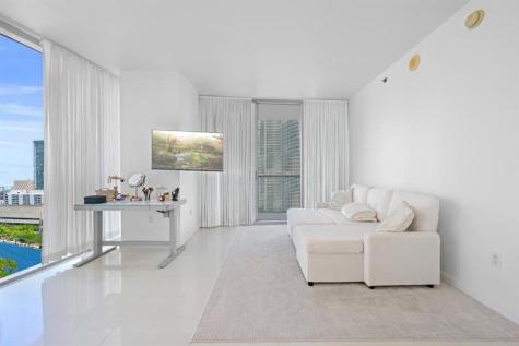 475 Brickell Avenue Miami FL 33131