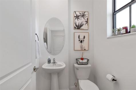 659 NW 204th Street Miami FL 33169