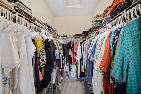 659 NW 204th Street Miami FL 33169