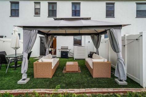 659 NW 204th Street Miami FL 33169