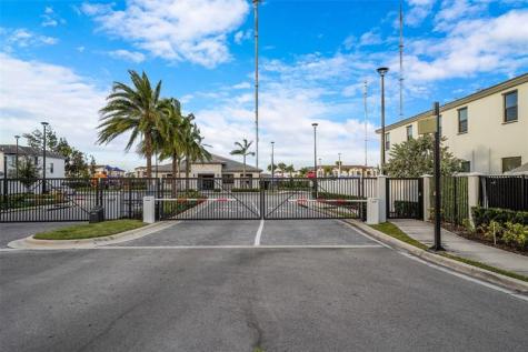 659 NW 204th Street Miami FL 33169