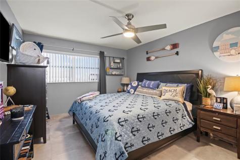 352 Saxony Trail Delray Beach FL 33446