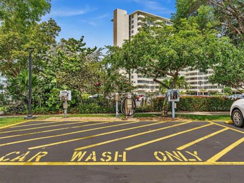 3300 NE 36th Street Fort Lauderdale FL 33308