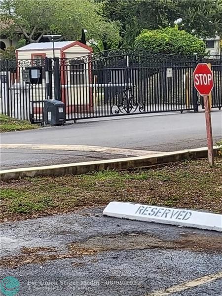 780 NE 199th Street Miami FL 33179