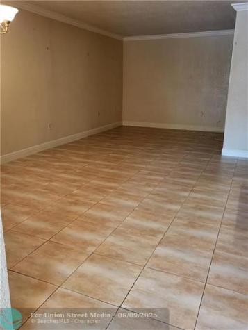 780 NE 199th Street Miami FL 33179