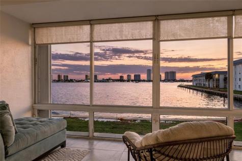 2936 Lake Shore Drive Riviera Beach FL 33404