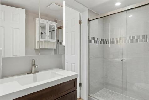 2936 Lake Shore Drive Riviera Beach FL 33404