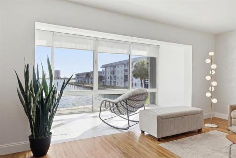 2936 Lake Shore Drive Riviera Beach FL 33404