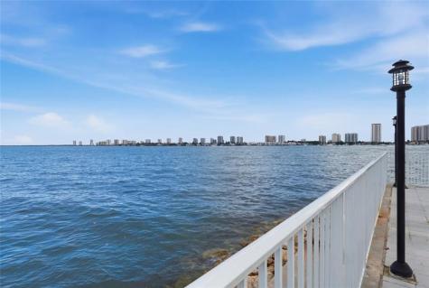 2936 Lake Shore Drive Riviera Beach FL 33404