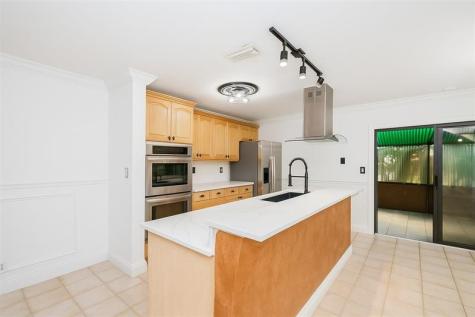 829 NW 47th Street Deerfield Beach FL 33064