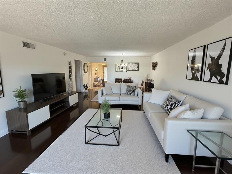 2850 Forest Hills Boulevard Coral Springs FL 33065