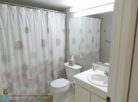 814 Sky Pine Way Greenacres FL 33415