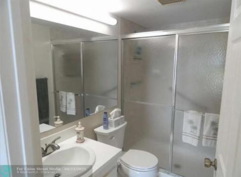 814 Sky Pine Way Greenacres FL 33415