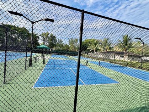 981 Hillcrest Court Hollywood FL 33021