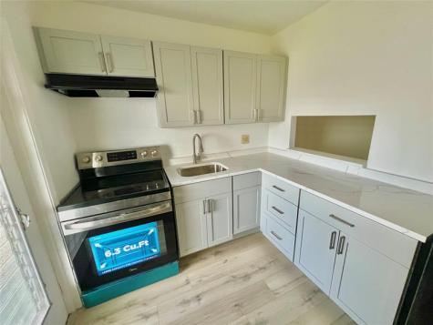 981 Hillcrest Court Hollywood FL 33021